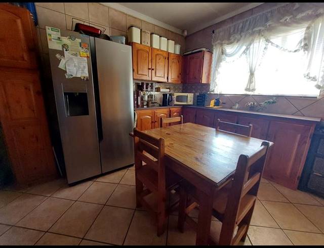 3 BEDROOM HOUSE FOR SALE IN WEST PARK